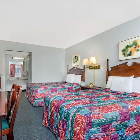 מאונט סטרלינג Days Inn By Wyndham Mt. Sterling מראה חיצוני תמונה
