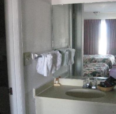 מאונט סטרלינג Days Inn By Wyndham Mt. Sterling חדר תמונה